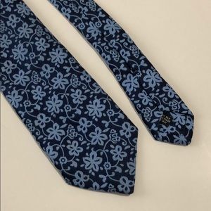 Barney’s New York Tie